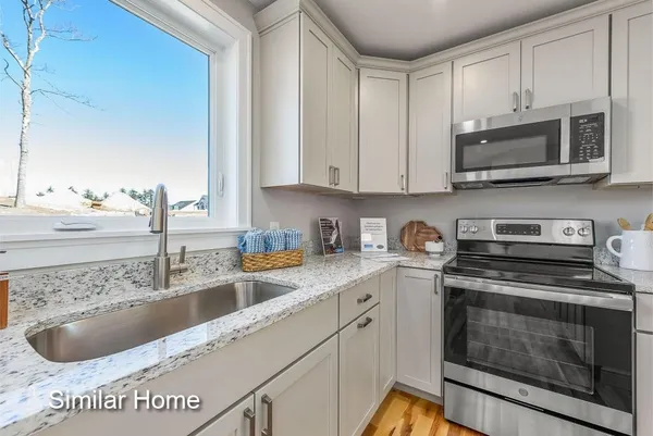 $794,500 | 36 Summerwind Place, Unit 36, Greenland, NH 03840