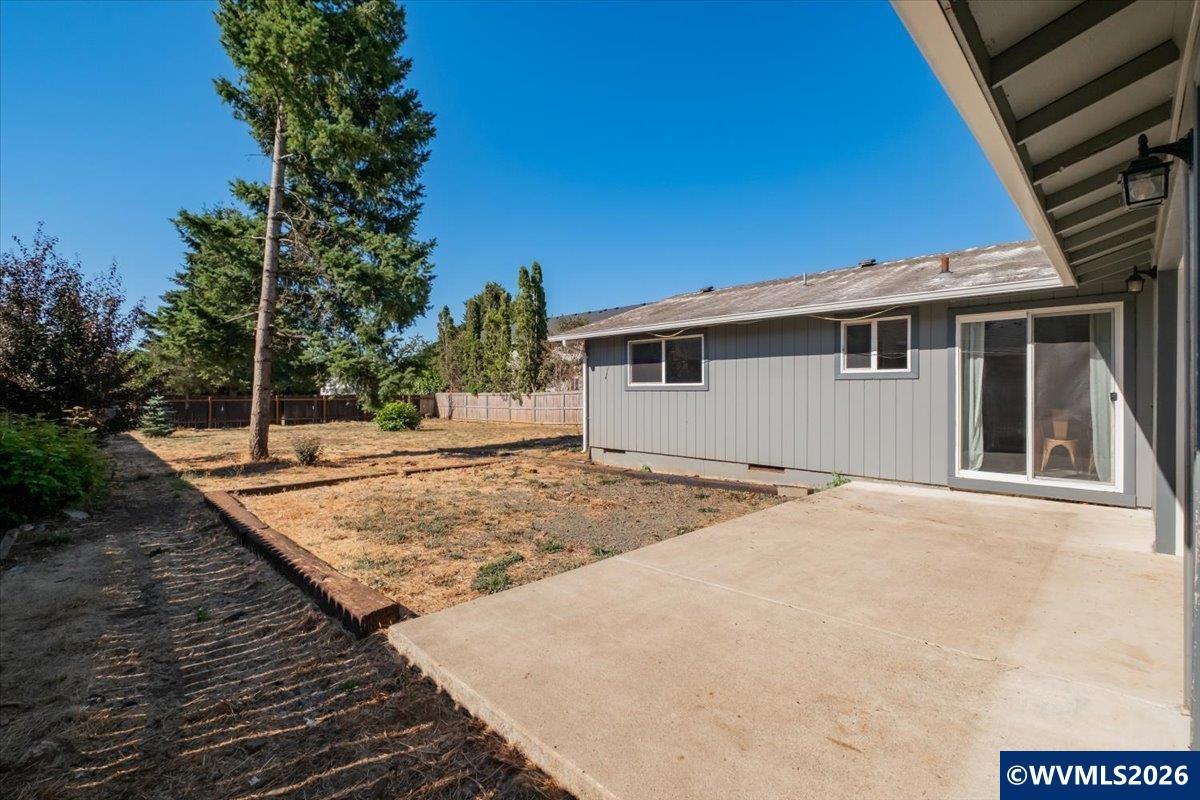 261 Southeast Dimick Street Dallas, OR 97338 - Photo 35 of 43 Gallery Image 35