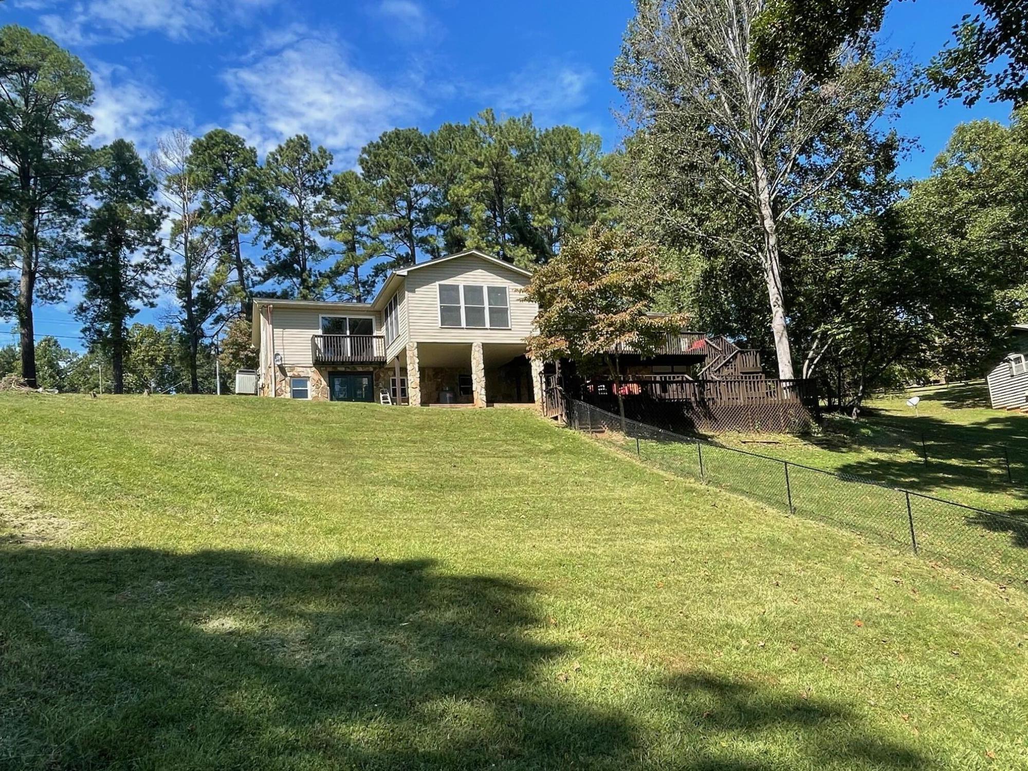 16448 Moneta Road Moneta, VA 24121 - Photo 29 of 34 IMG_9290