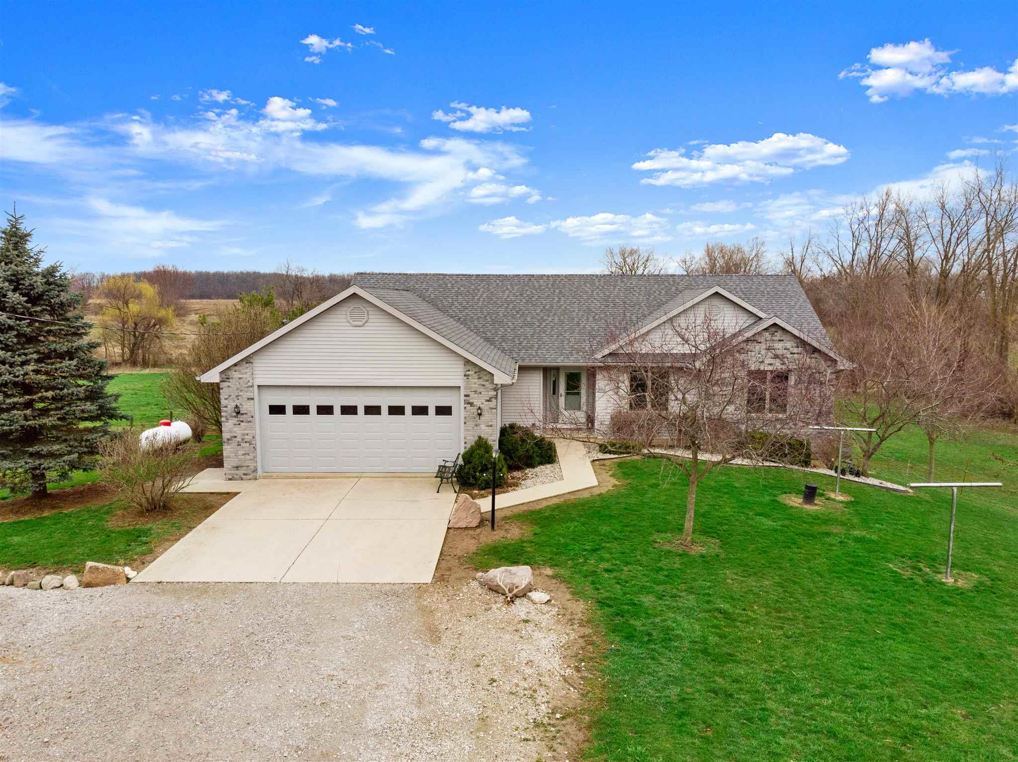 22005 Ward Road Woodburn, IN 46797 - Photo 1 of 36