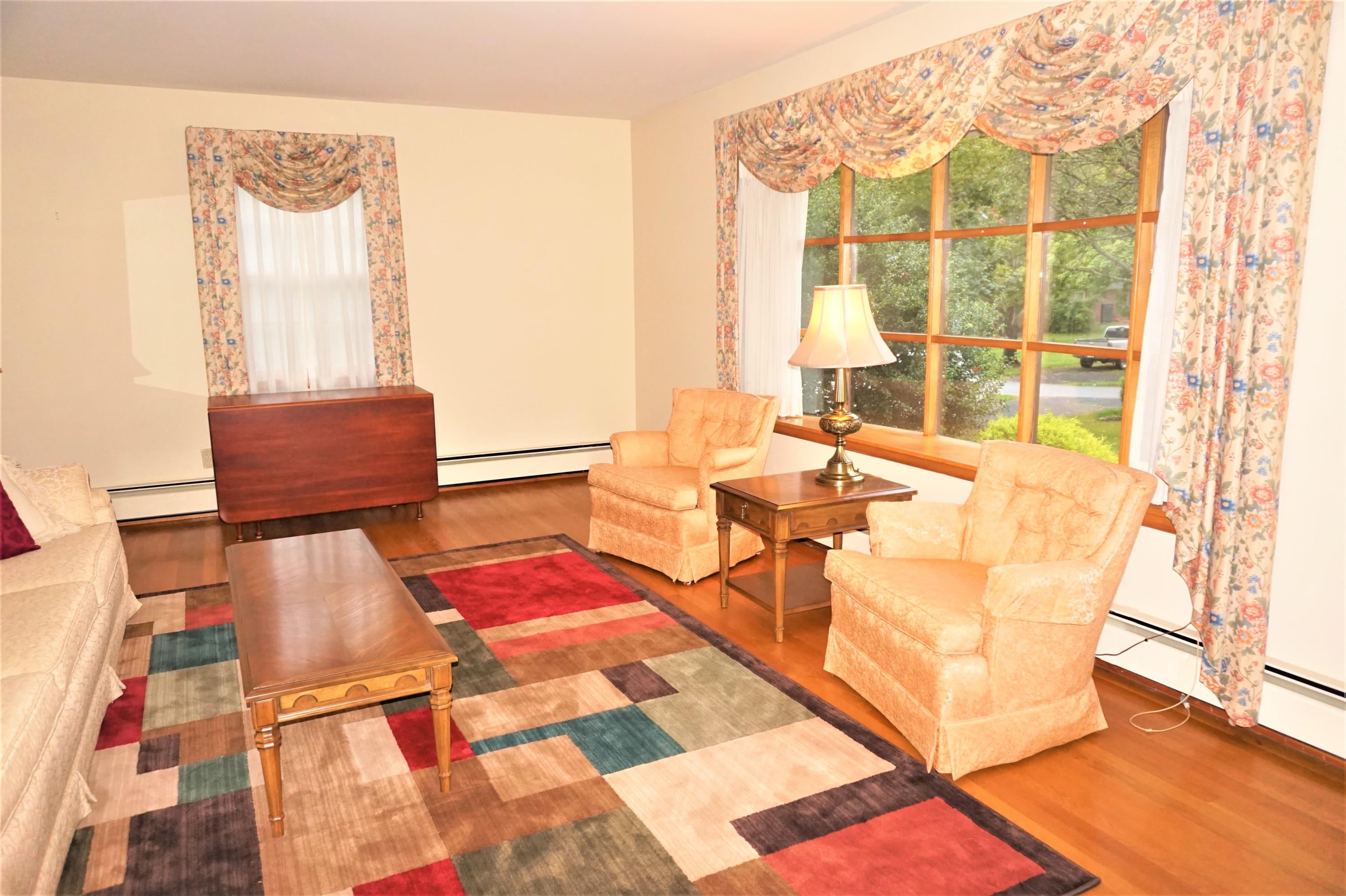 445 Rowan Road White Sulphur Springs, WV 24986 - Photo 8 of 27 Gallery Image 8