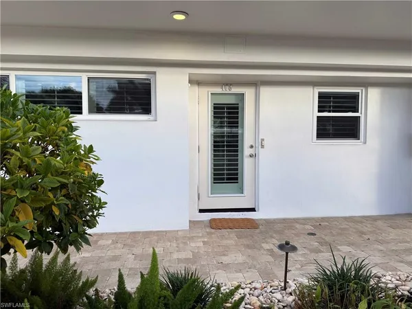 $595,000 | 408 Broad Avenue South, Unit H408, Naples, FL 34102