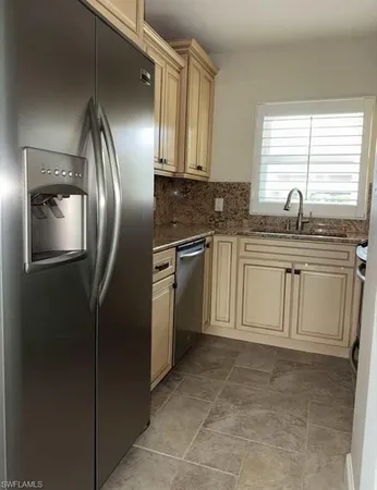 $595,000 | 408 Broad Avenue South, Unit H408, Naples, FL 34102