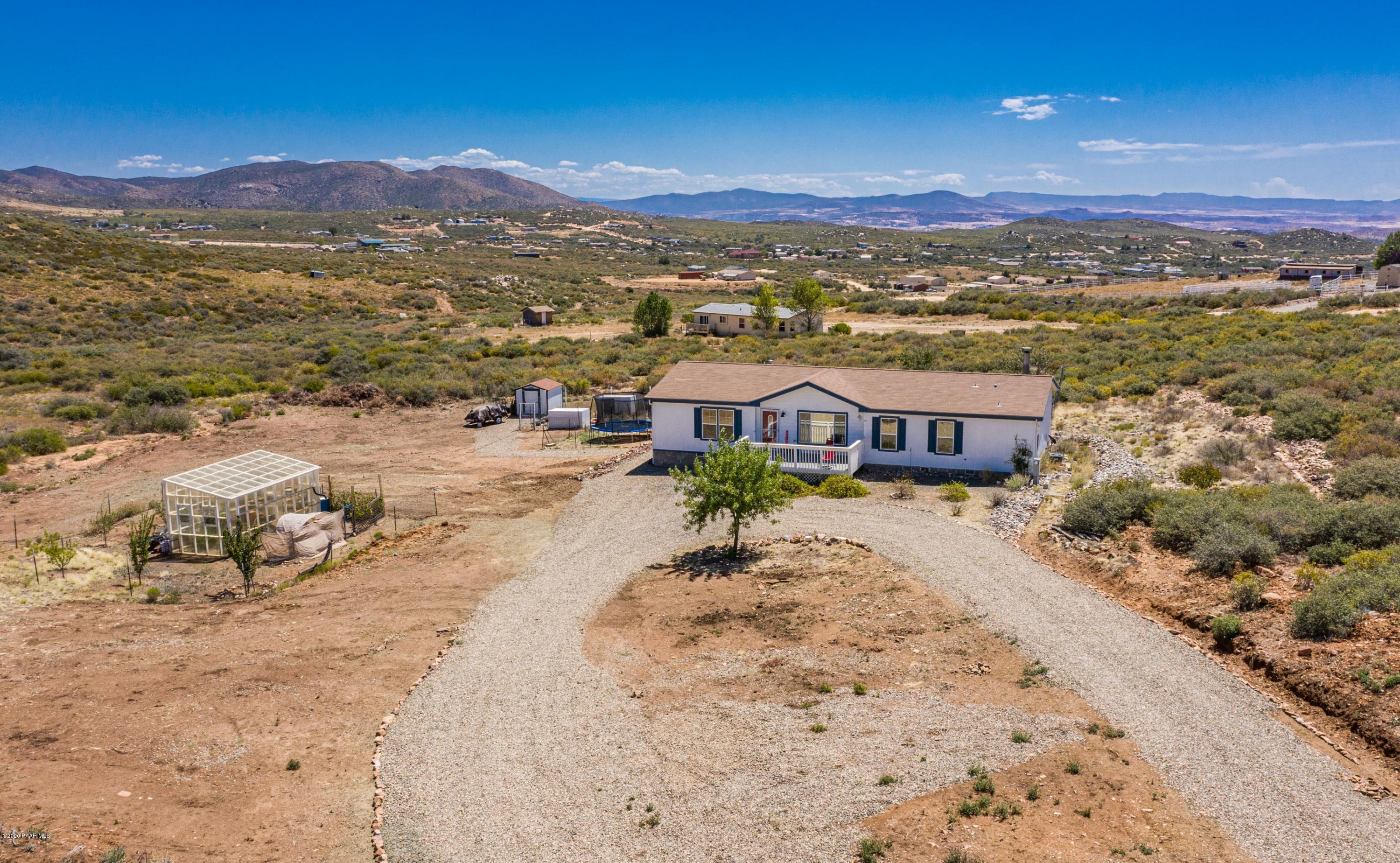 16980 Leprechaun Road Dewey, AZ 86327 - Photo 1 of 33 Welcome Home!