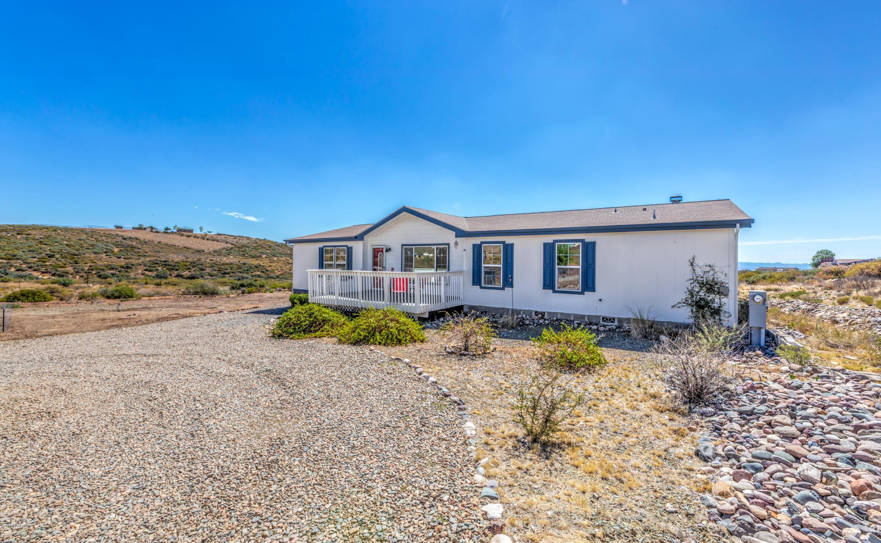 16980 Leprechaun Road Dewey, AZ 86327 - Photo 2 of 33 Front Of Home