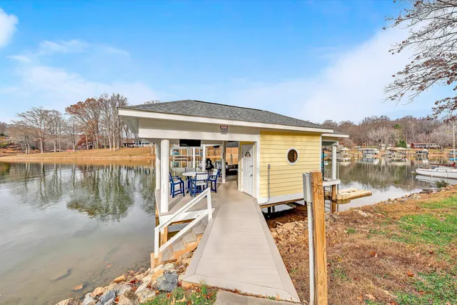 $2,350,000 | 218 Twin Chimneys Drive, Wirtz, VA 24184