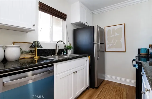 $469,000 | 1725 Loma Avenue, Unit 18, Long Beach, CA 90804