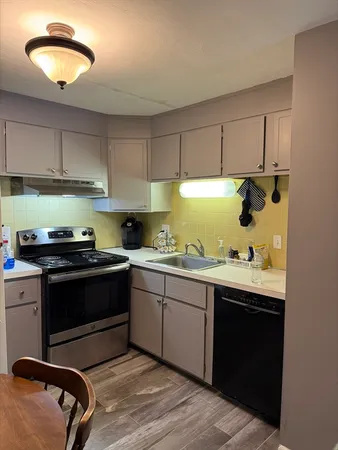 $189,900 | 176 Maple Avenue, Unit 32, Rutland, MA 01543