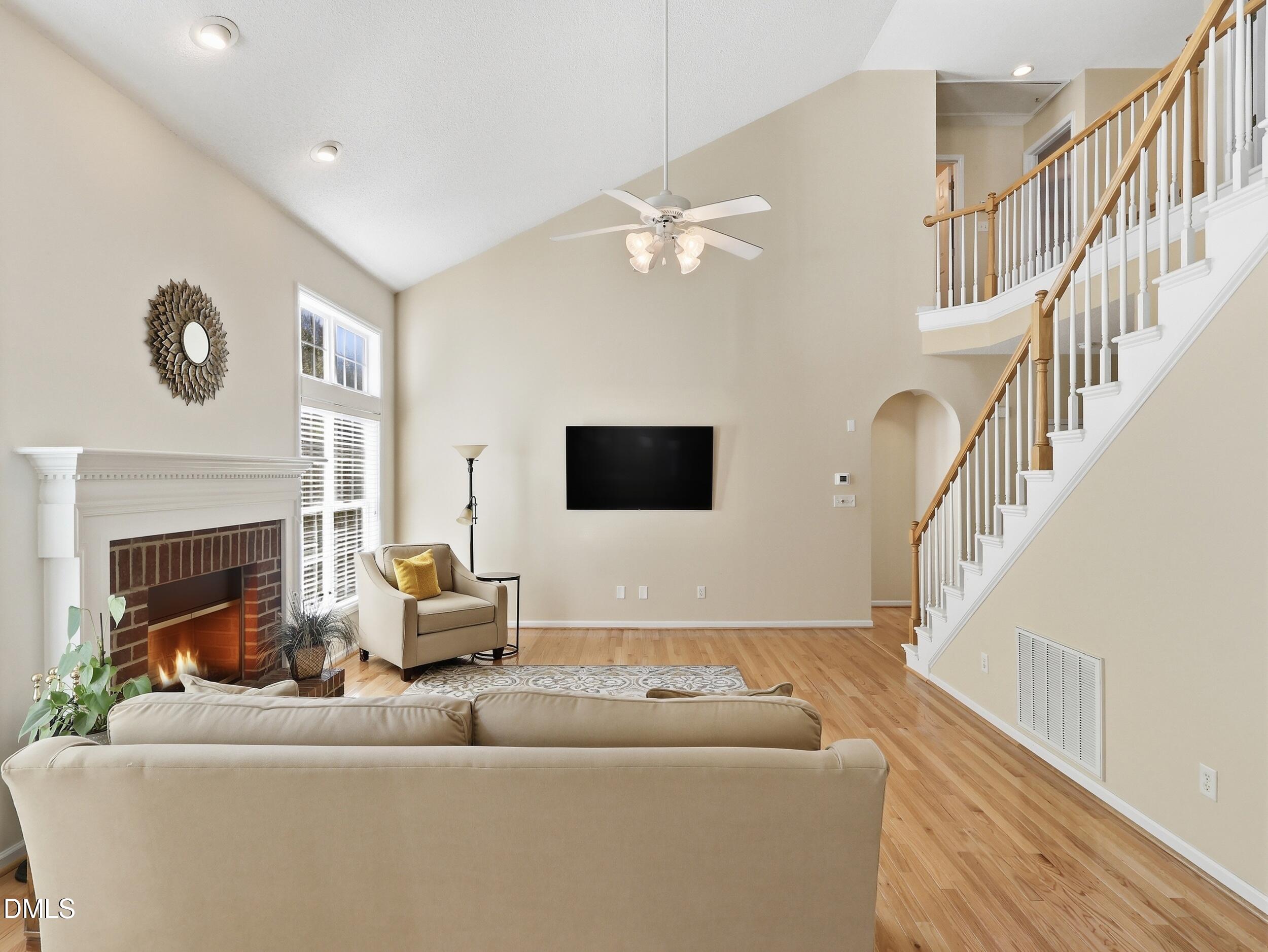 2309 Silver Lake Trail Raleigh, NC 27606 - Photo 4 of 22 12_img_2356