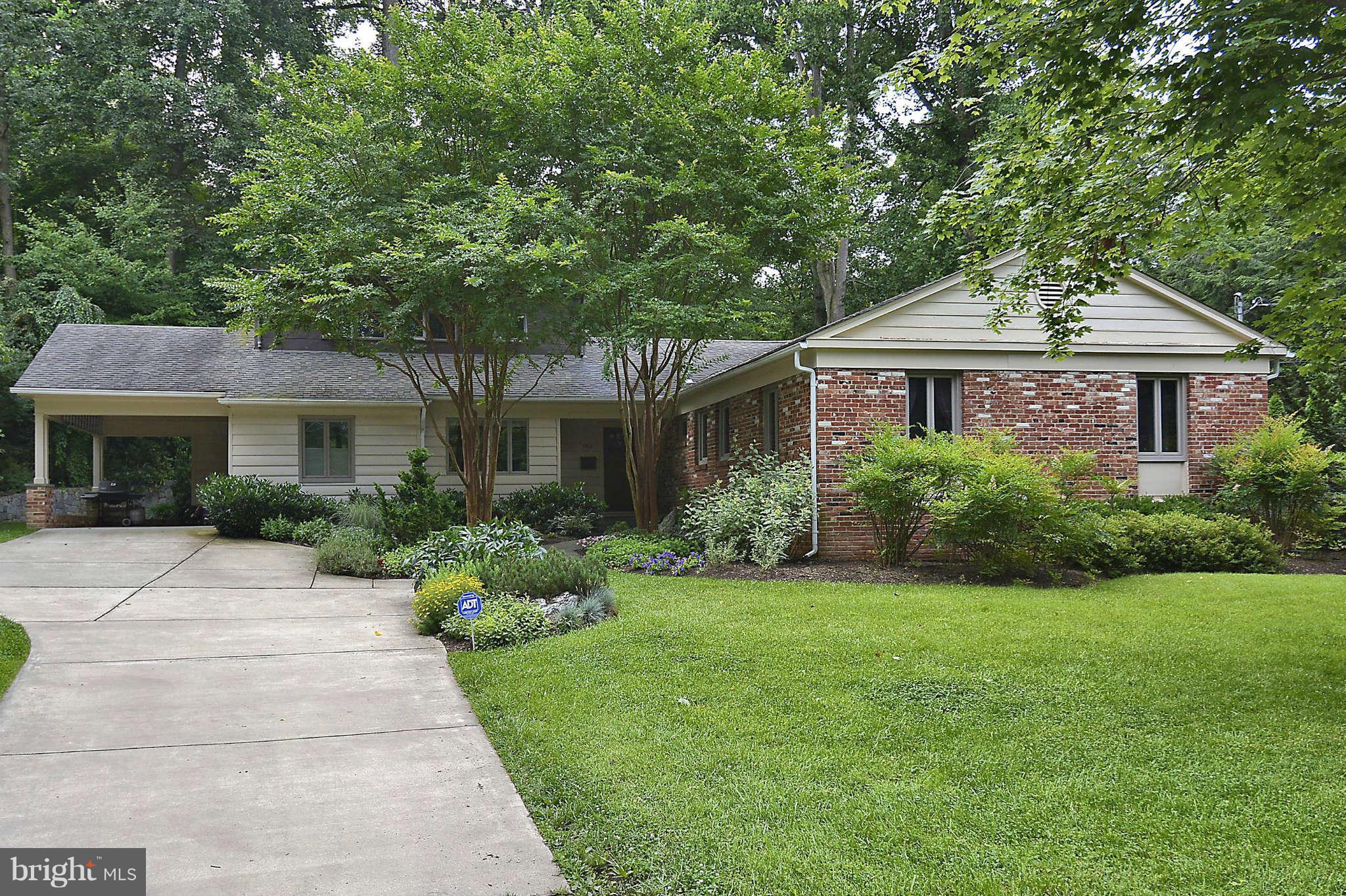 Exterior  Front