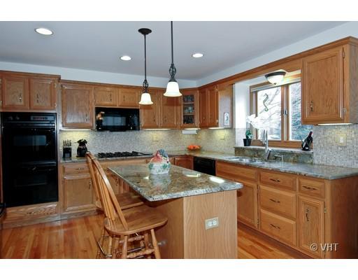 3N653 Ridgeview Court St. Charles, IL 60175 - Photo 4 of 16