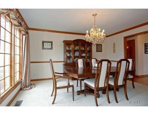 3N653 Ridgeview Court St. Charles, IL 60175 - Photo 5 of 16