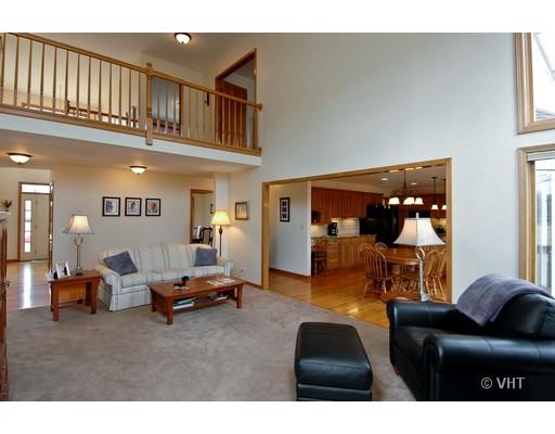 3N653 Ridgeview Court St. Charles, IL 60175 - Photo 7 of 16