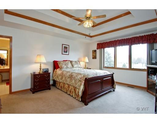 3N653 Ridgeview Court St. Charles, IL 60175 - Photo 8 of 16