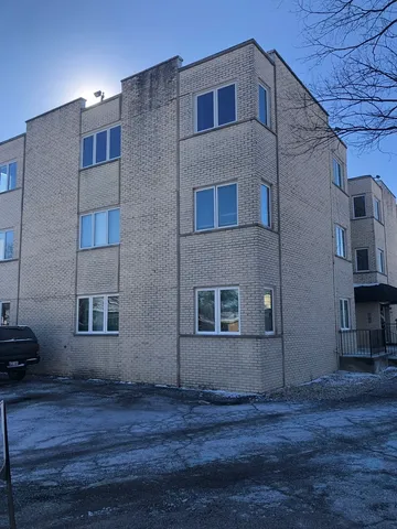 a house view with a outdoor space