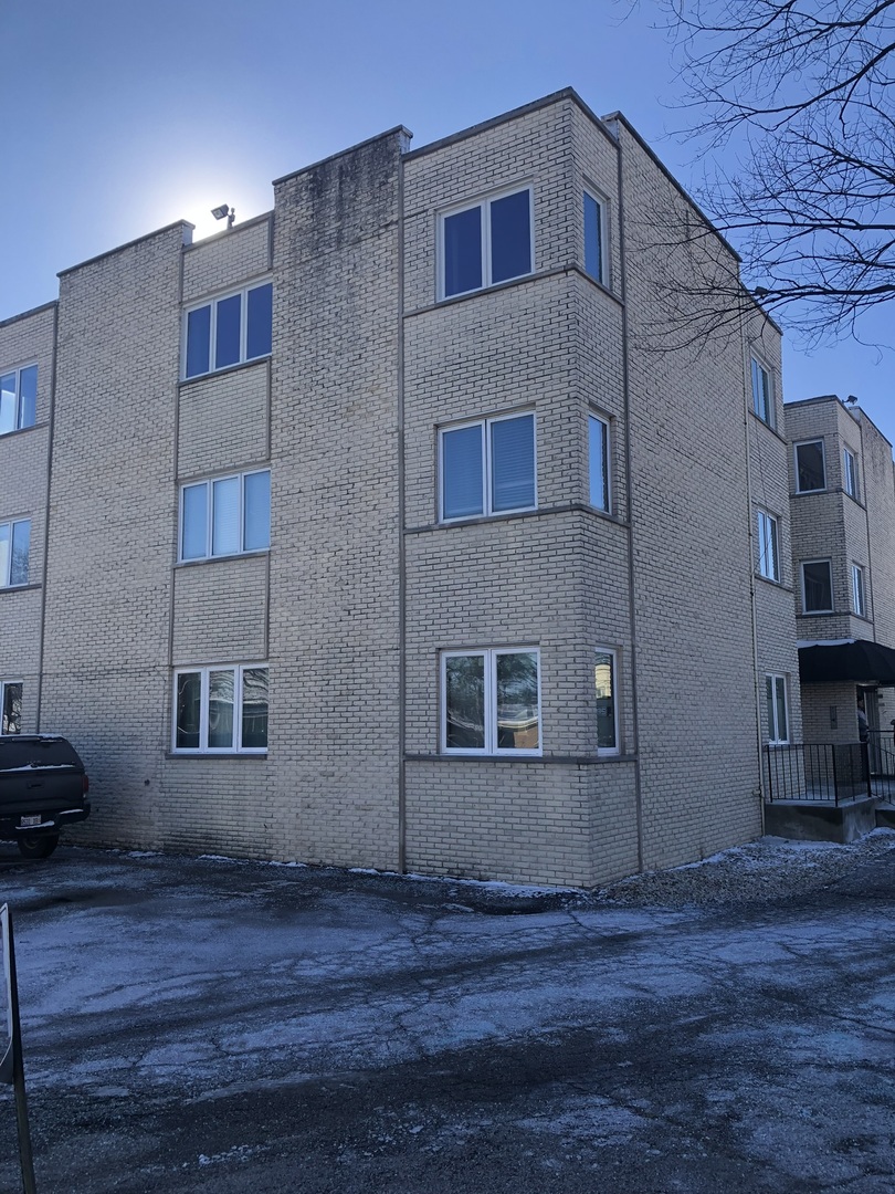 941 North Northwest Highway, Unit 3B Park Ridge, IL 60068 - Photo 2 of 26