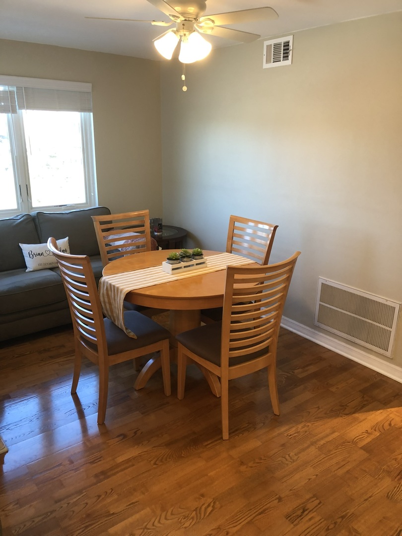 941 North Northwest Highway, Unit 3B Park Ridge, IL 60068 - Photo 9 of 26