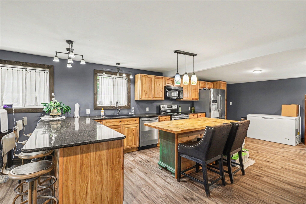 10204 Bellevue Road Battle Creek, MI 49014 - Photo 8 of 23