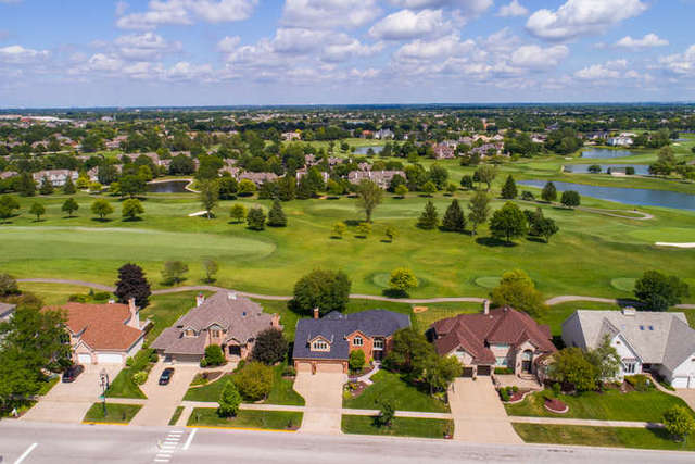 1572 White Eagle Drive Naperville, IL 60564 - Photo 31 of 33 a view of a city