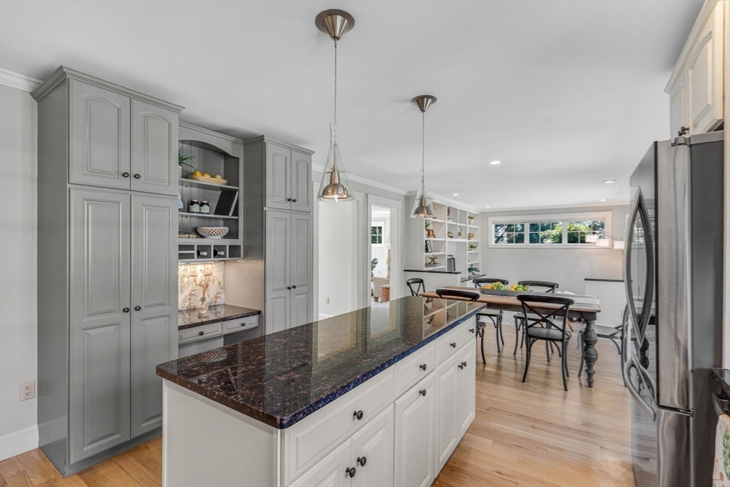 3 Pond Street Concord, MA 01742 - Photo 14 of 34