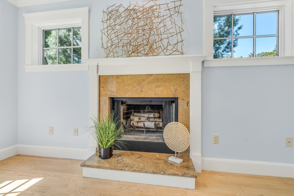 3 Pond Street Concord, MA 01742 - Photo 9 of 34