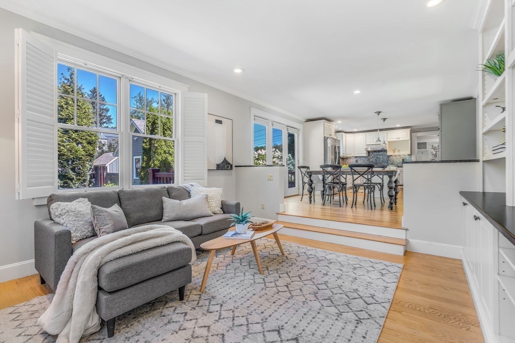 3 Pond Street Concord, MA 01742 - Photo 10 of 34