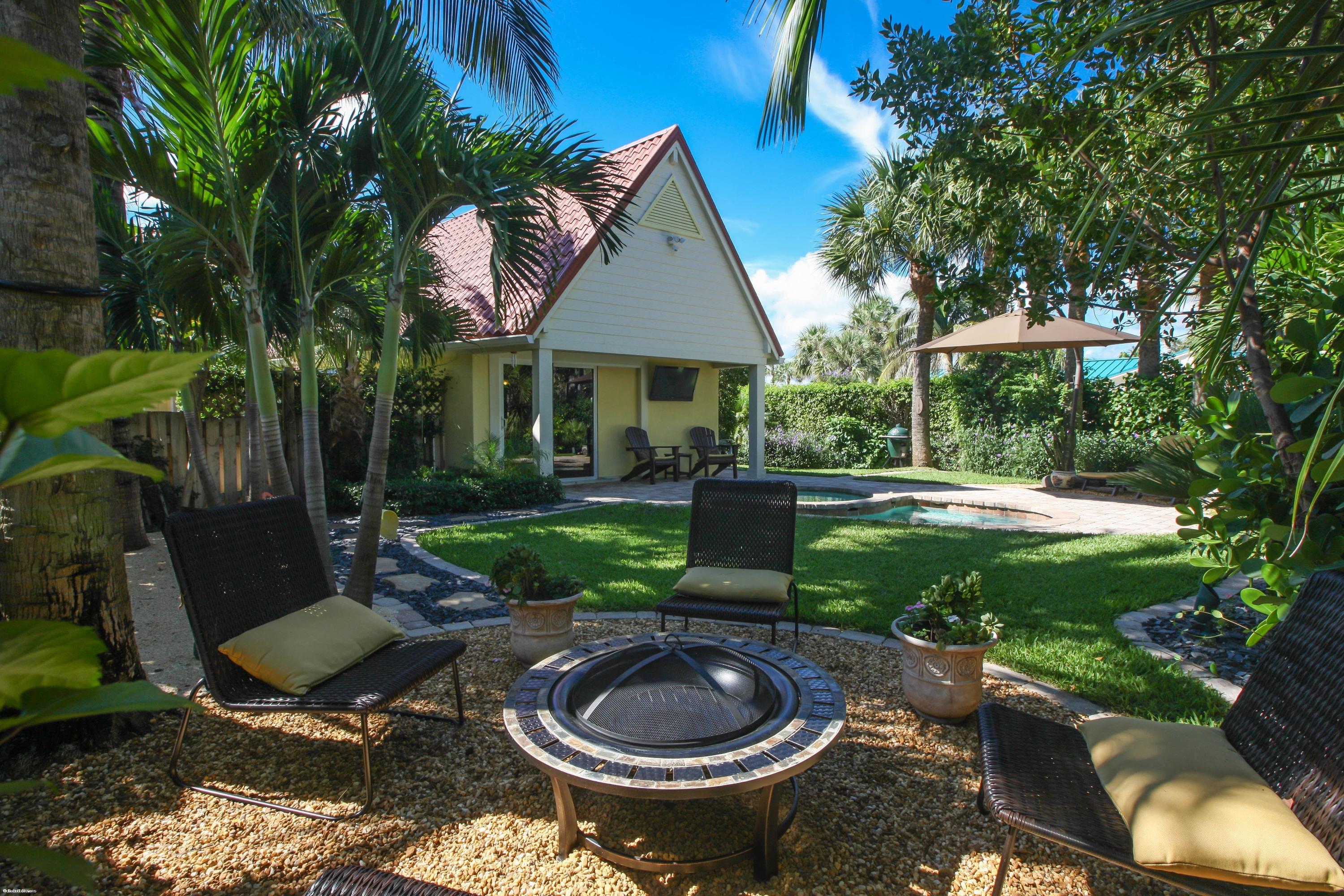 201 Colony Road Jupiter Inlet Colony, FL 33469 - Photo 24 of 30 Yard with Firepit