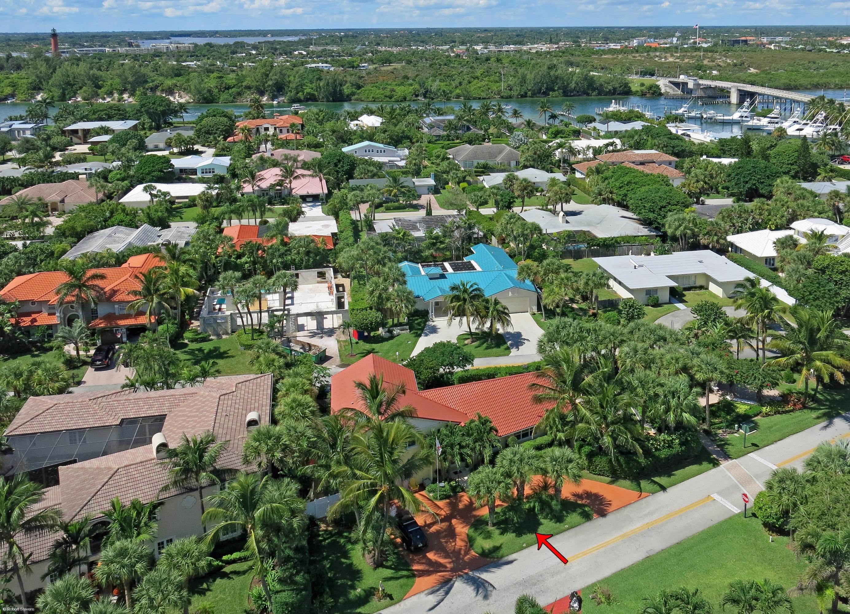 201 Colony Road Jupiter Inlet Colony, FL 33469 - Photo 28 of 30 Exterior