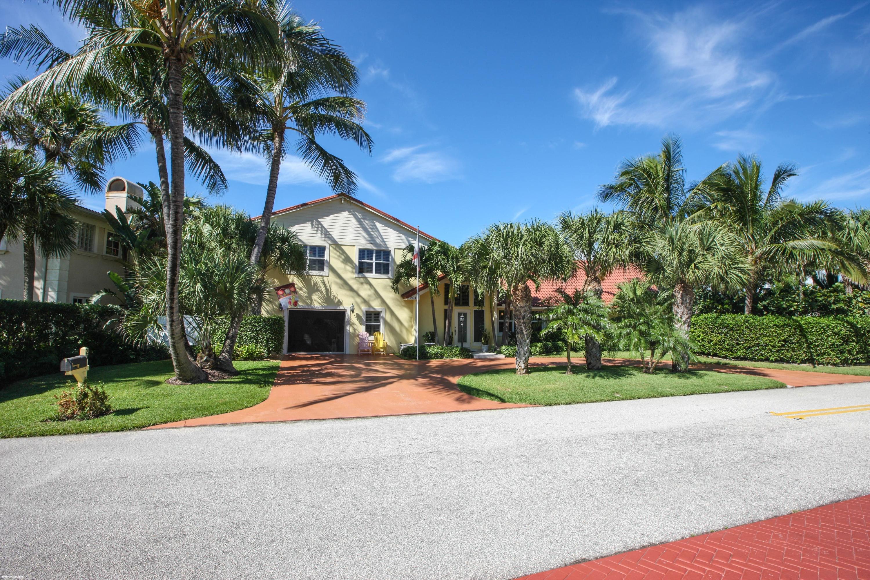 201 Colony Road Jupiter Inlet Colony, FL 33469 - Photo 3 of 30 Front Exterior