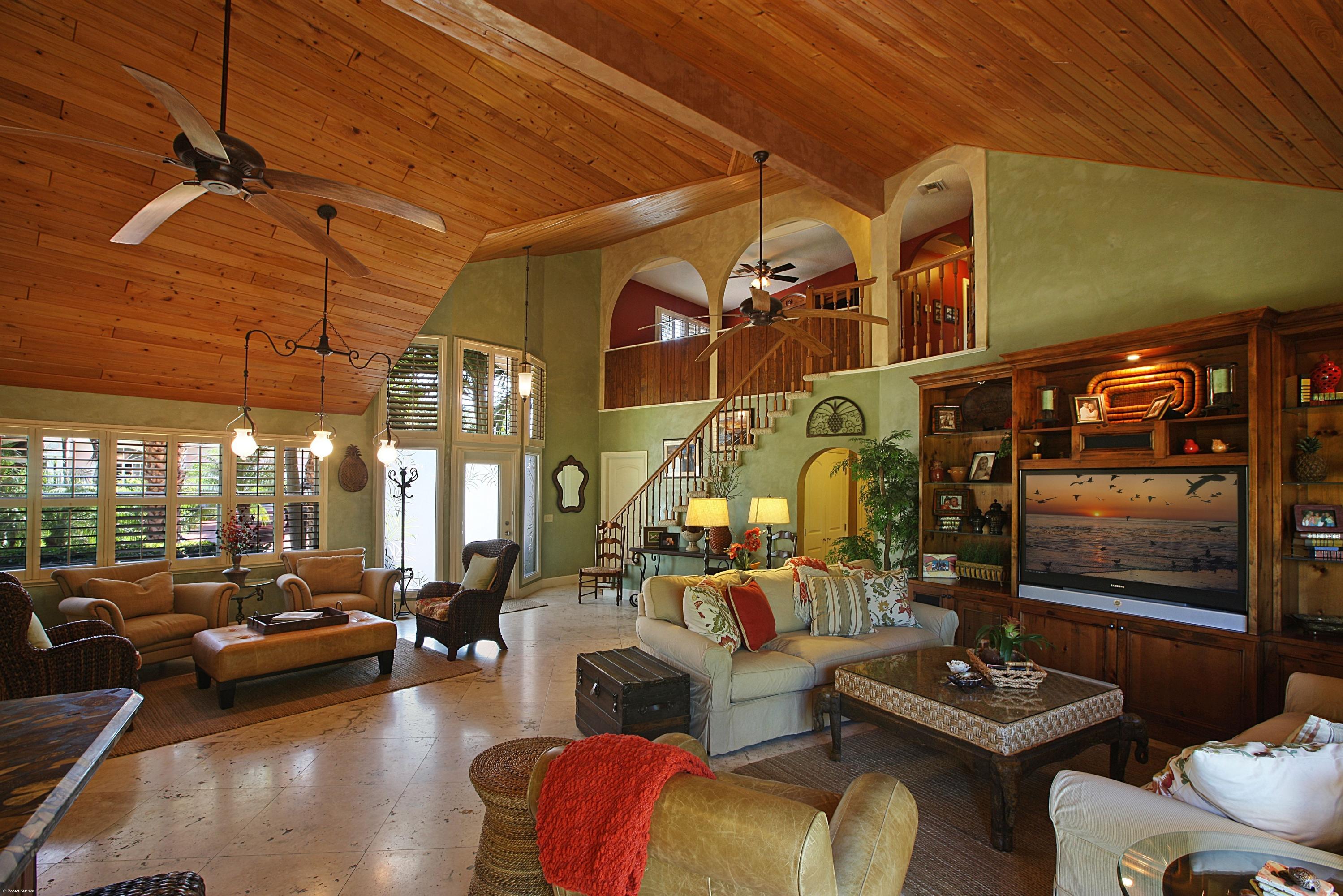 201 Colony Road Jupiter Inlet Colony, FL 33469 - Photo 8 of 30 Family Room