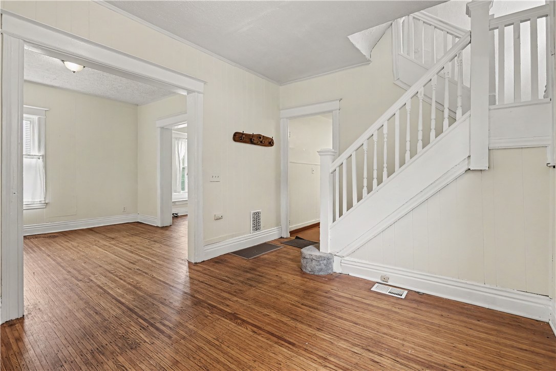 26-32 Lenox Street Rochester, NY 14611 - Photo 3 of 21