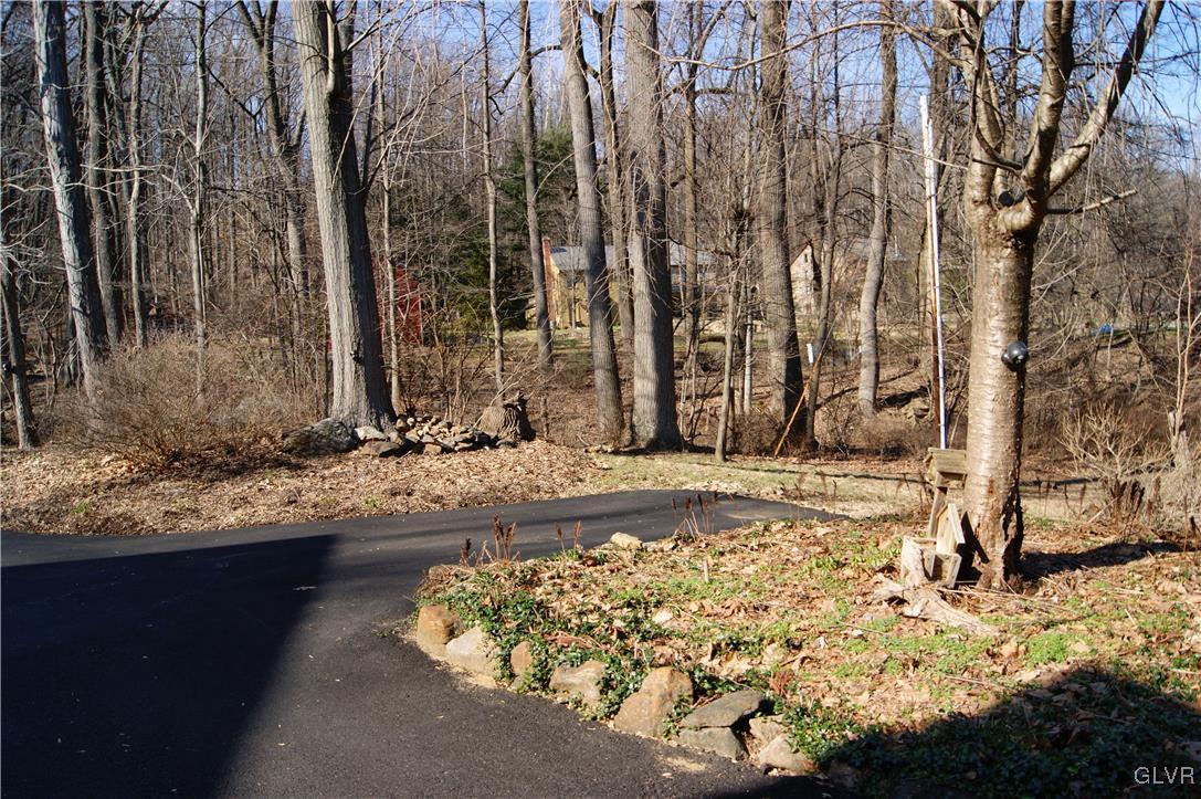 3650 Oak Hill Road Emmaus, PA 18049 - Photo 12 of 43 Gallery Image 12