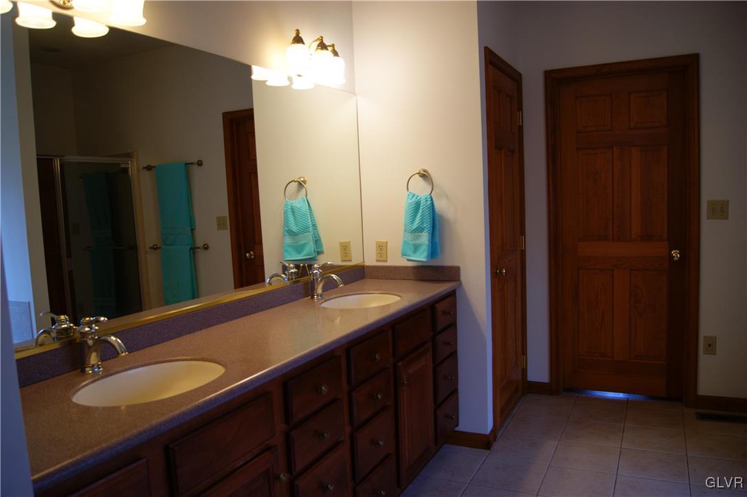 3650 Oak Hill Road Emmaus, PA 18049 - Photo 36 of 43 Gallery Image 36