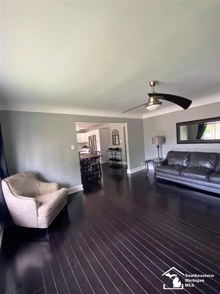 1843 Goddard Road Wyandotte, MI 48192 - Photo 51 of 67 50013869-51.JPG