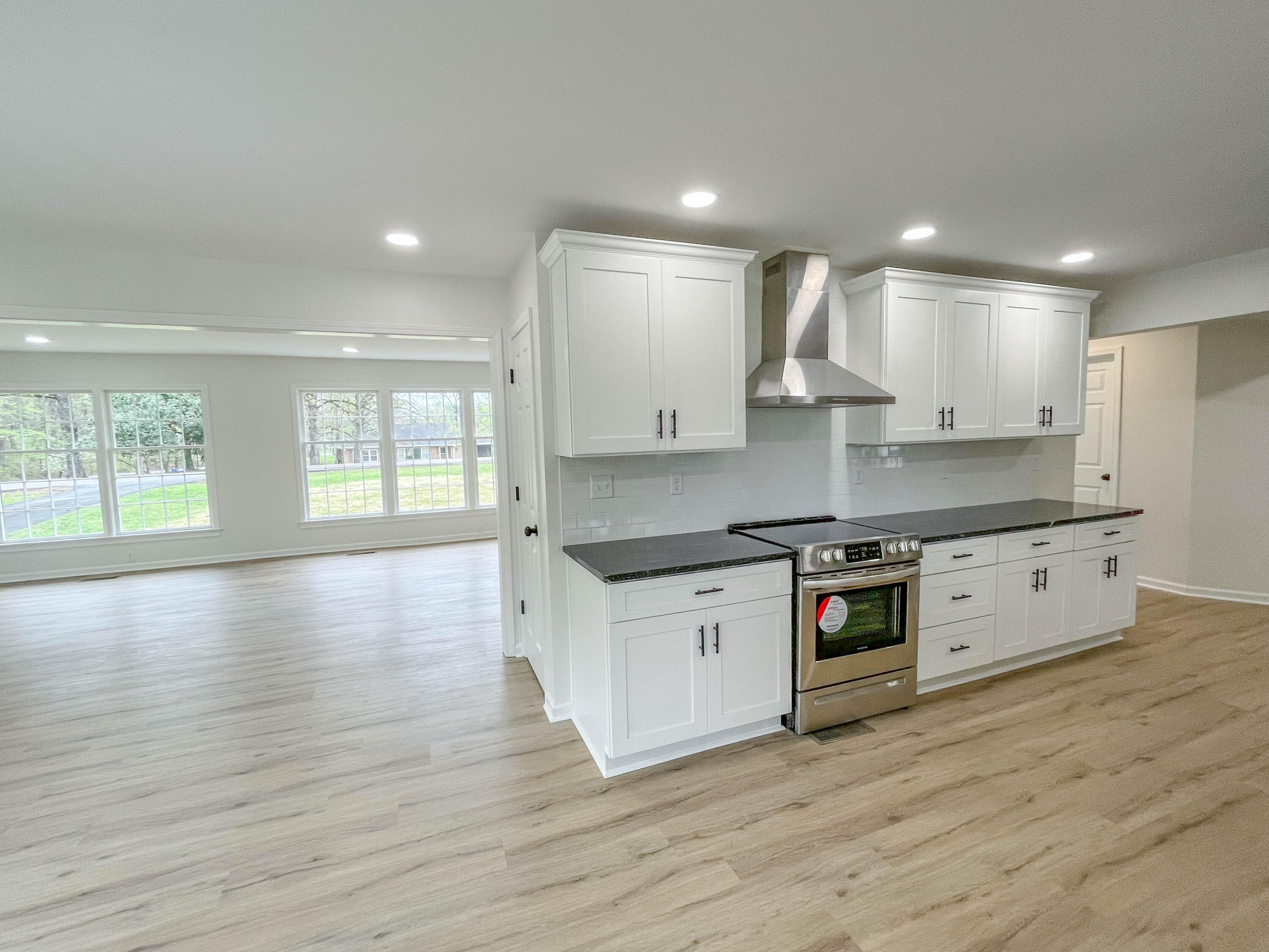 6869 Longview Road Chattanooga, TN 37421 - Photo 13 of 30 IMG_7293