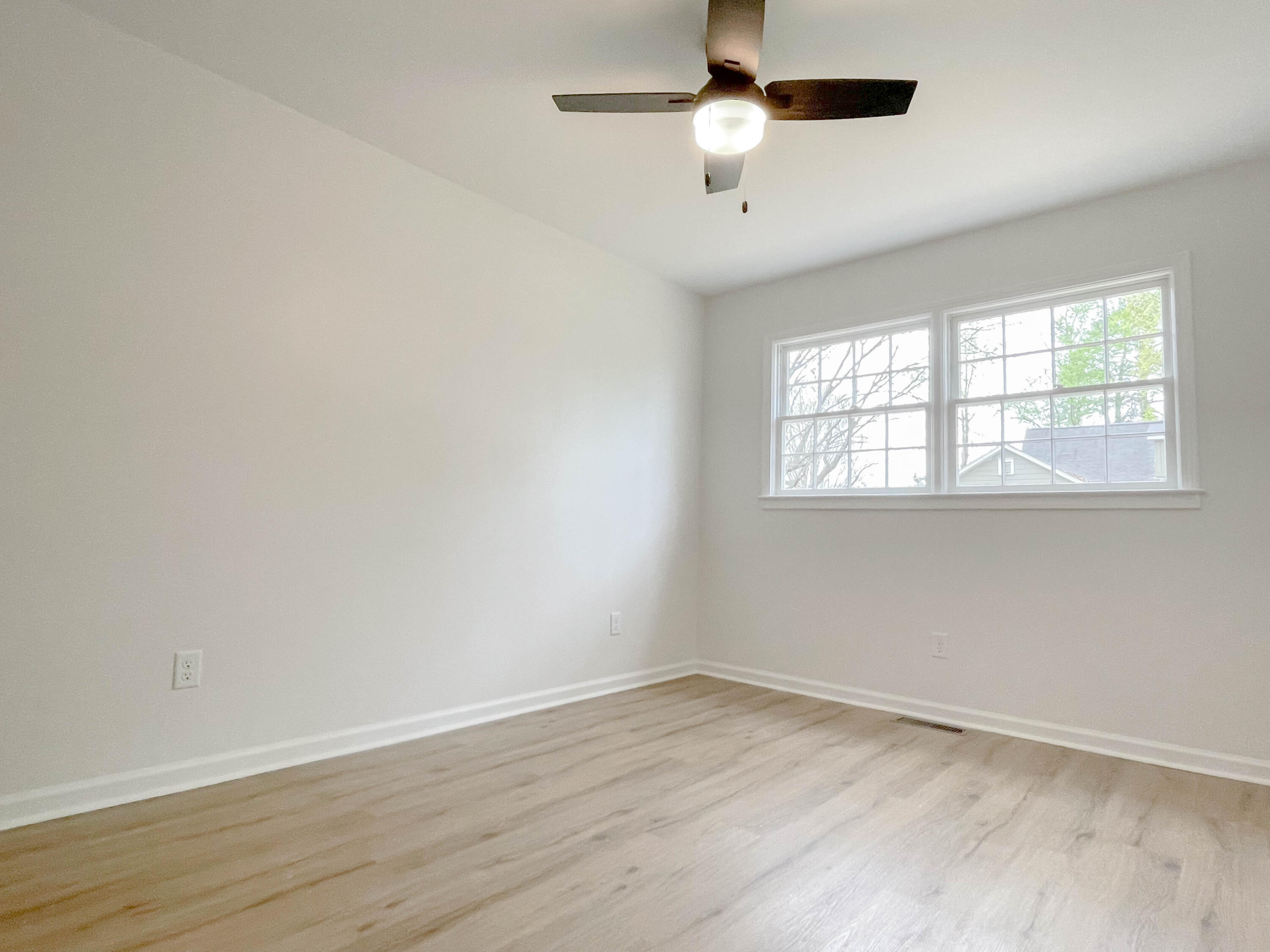 6869 Longview Road Chattanooga, TN 37421 - Photo 24 of 30 IMG_7303