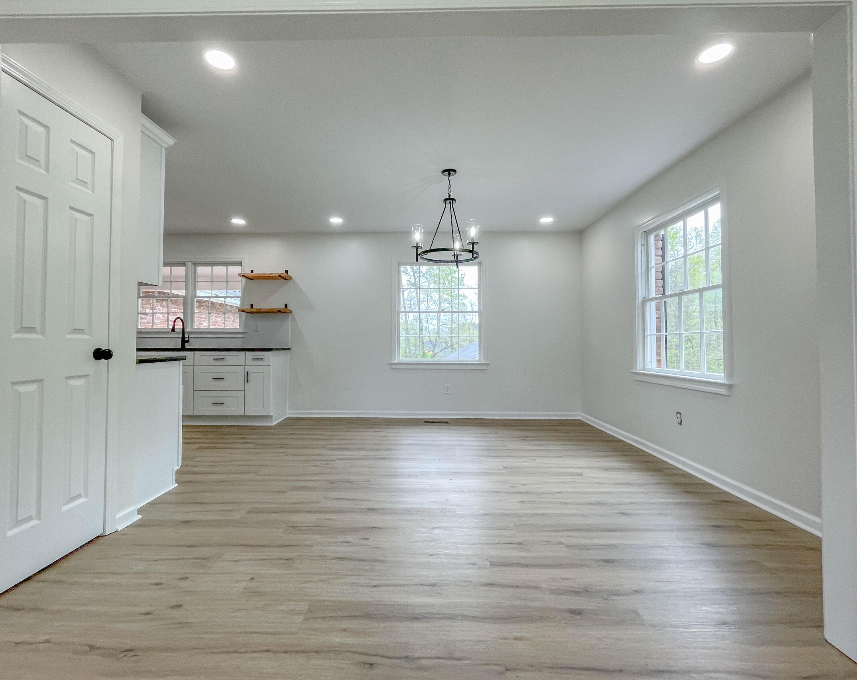6869 Longview Road Chattanooga, TN 37421 - Photo 10 of 30 IMG_7288