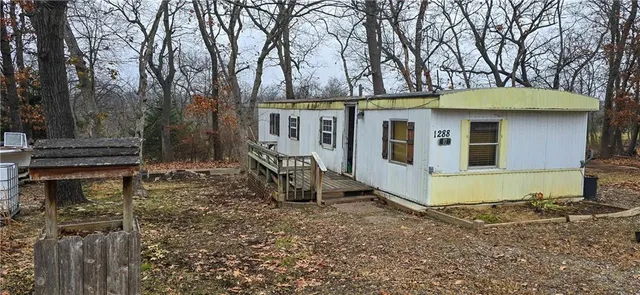 $50,000 | 97 Oak Crest Drive, Linn Valley, KS 66040