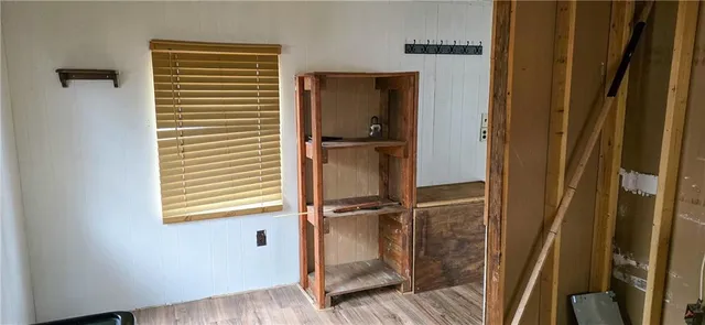 $50,000 | 97 Oak Crest Drive, Linn Valley, KS 66040