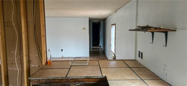 $50,000 | 97 Oak Crest Drive, Linn Valley, KS 66040