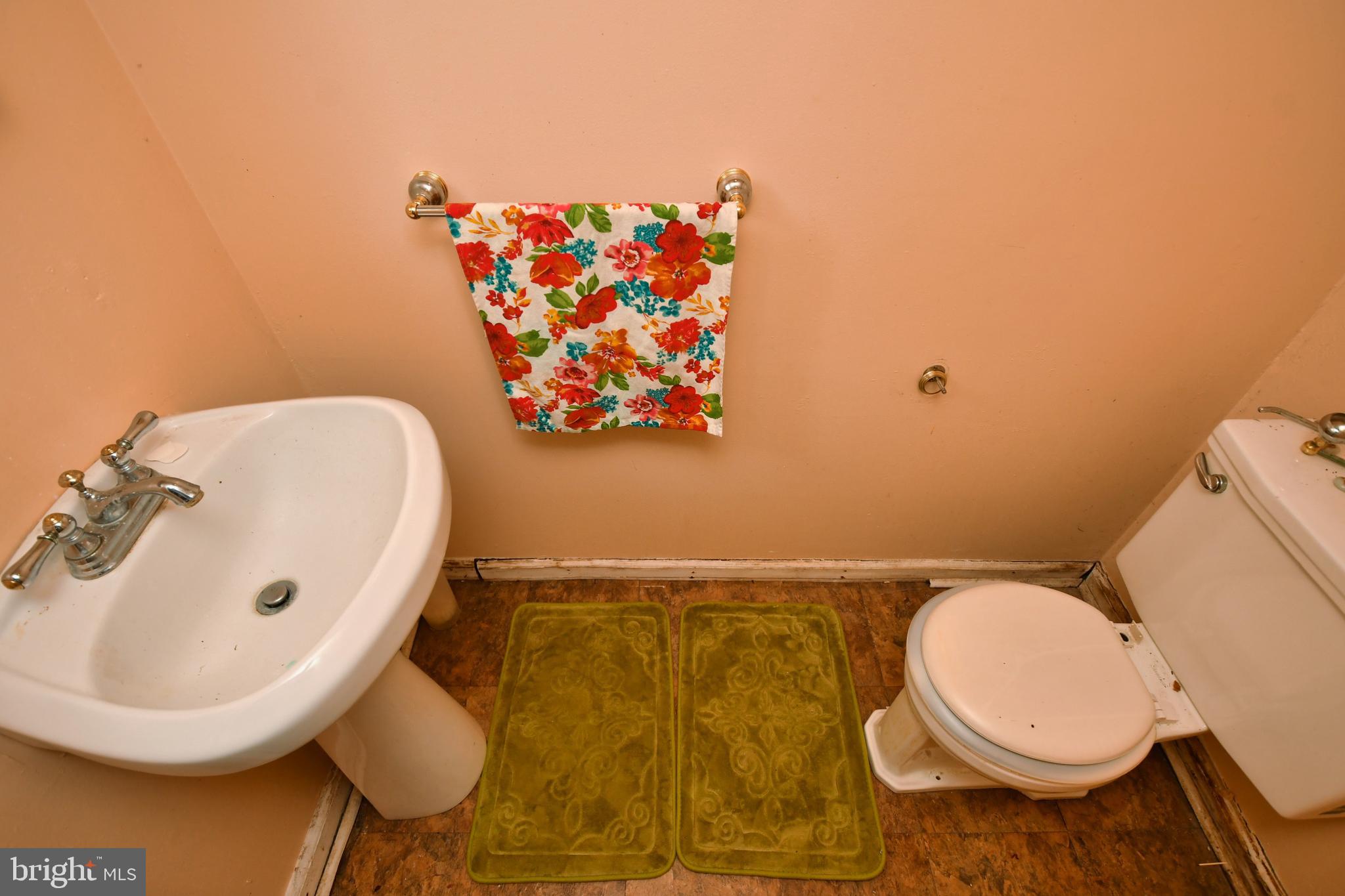 3205 Blue Hill Road Baltimore, MD 21207 - Photo 31 of 39 Half Bath