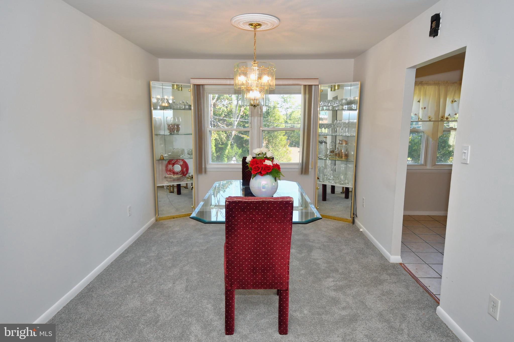 3205 Blue Hill Road Baltimore, MD 21207 - Photo 8 of 39 Dining Room
