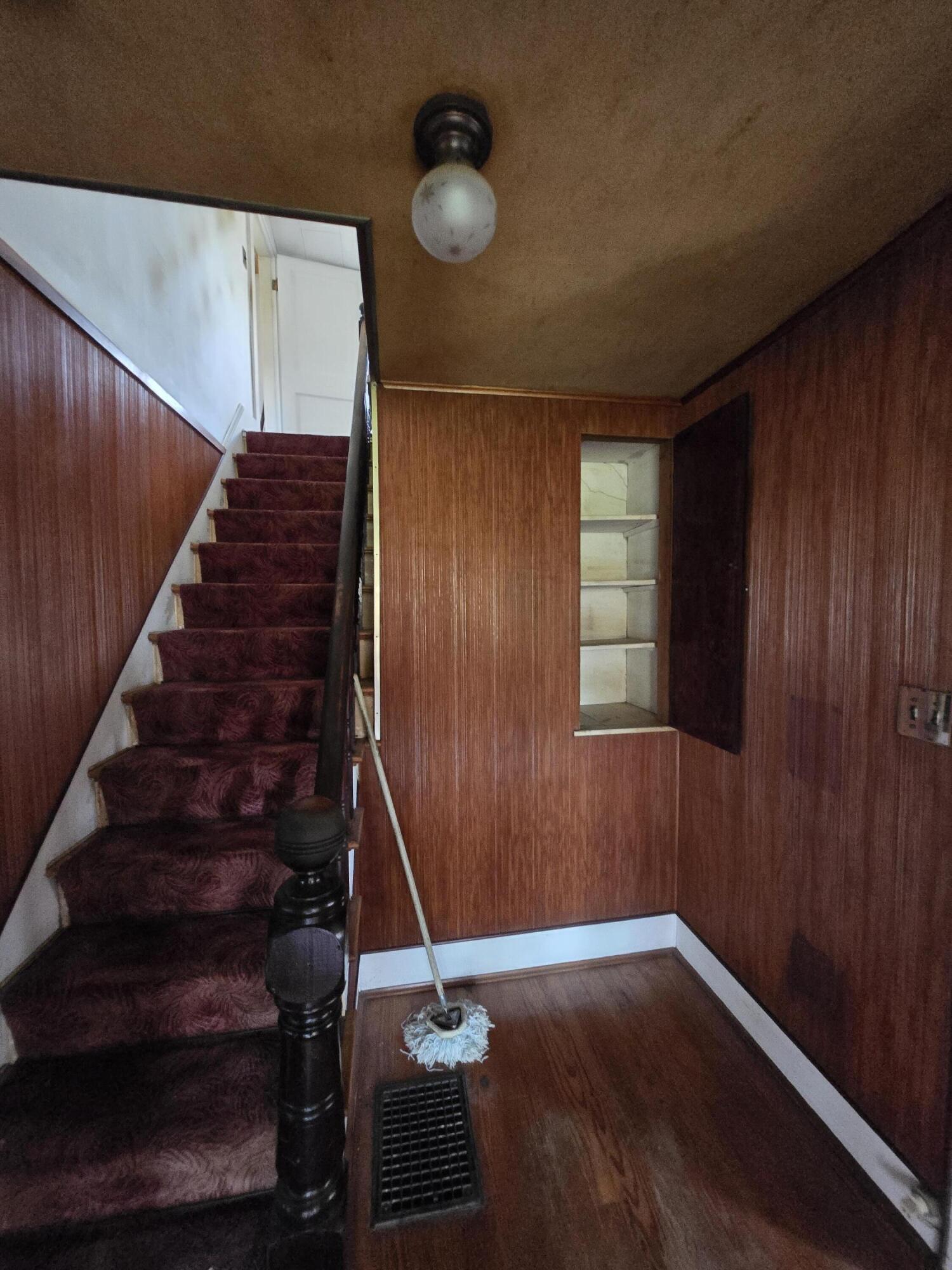 203 Winn Road Falmouth, ME 04105 - Photo 15 of 44 20260505_112541