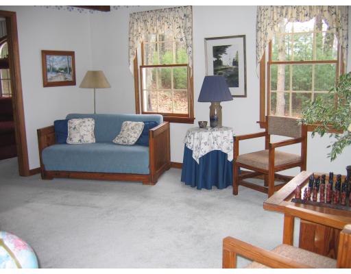 12 Plumbley Road Upton, MA 01568 - Photo 4 of 10 Gallery Image 4