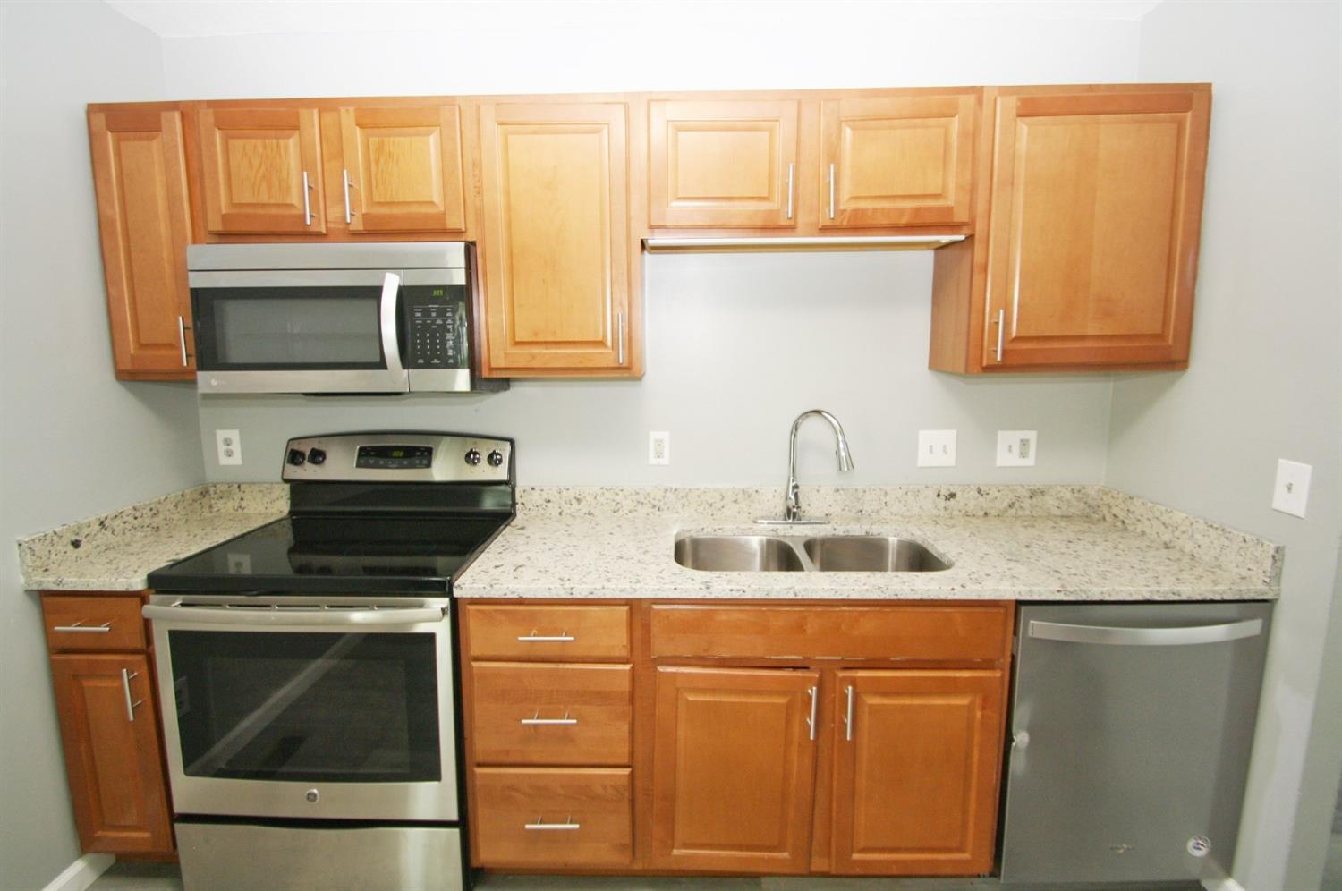 10370 Pippin Road Cincinnati, OH 45231 - Photo 6 of 27 Gallery Image 6