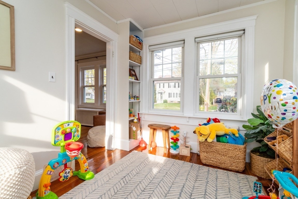 51 Stevens Road Needham, MA 02492 - Photo 16 of 34