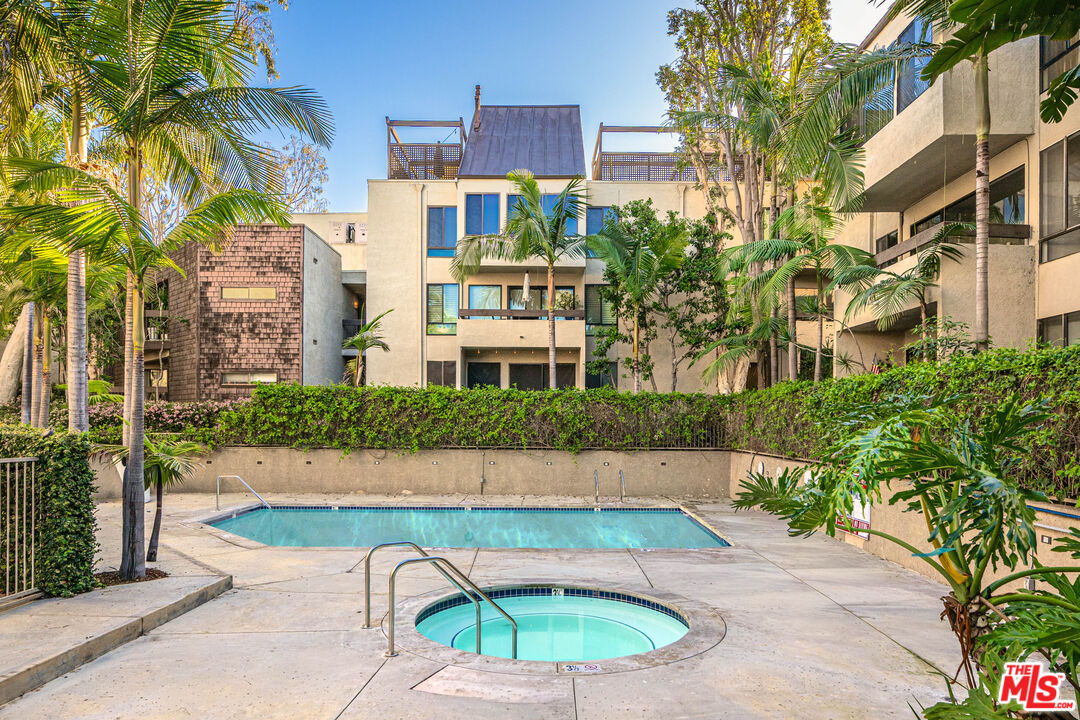 950 North Kings Road, Unit 160 West Hollywood, CA 90069 - Photo 29 of 36