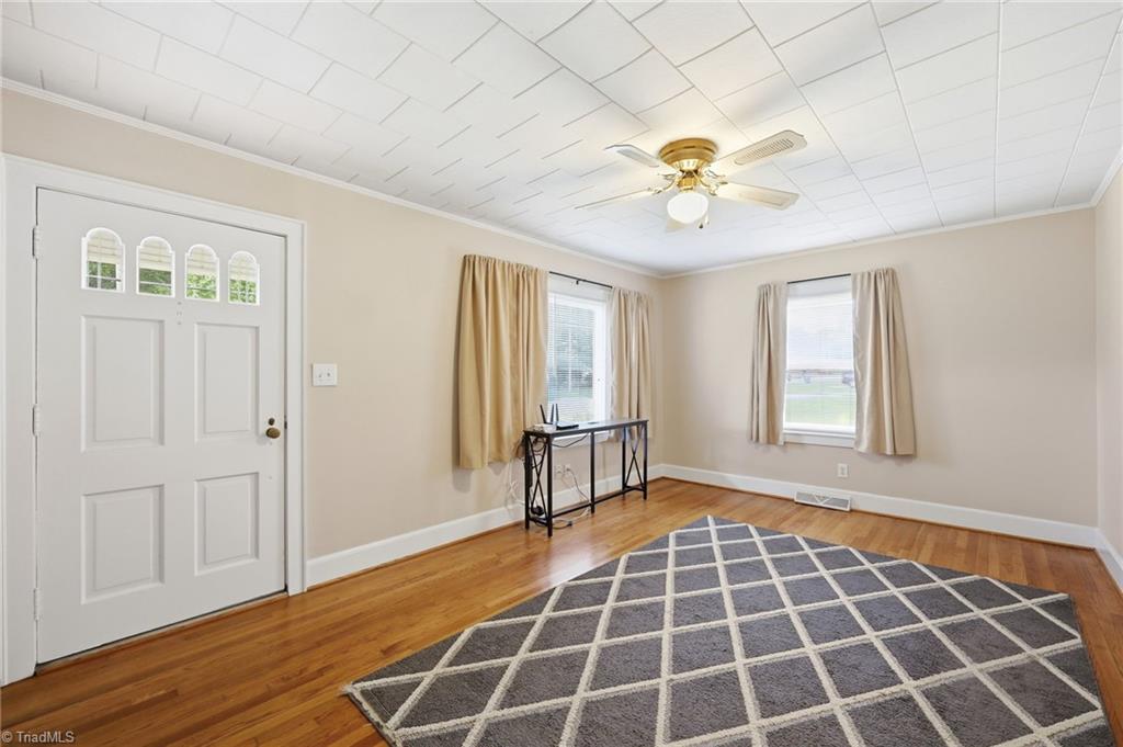 404 Glen Raven Road Burlington, NC 27217 - Photo 7 of 33
