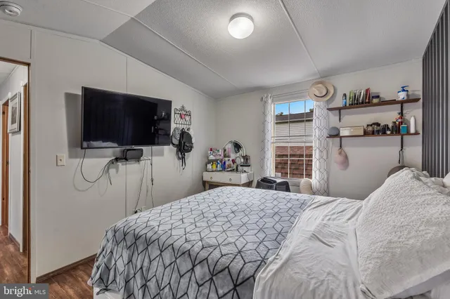 $125,000 | 231 Johnson Drive, Fairless Hills, PA 19030