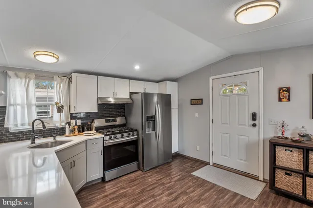 $125,000 | 231 Johnson Drive, Fairless Hills, PA 19030